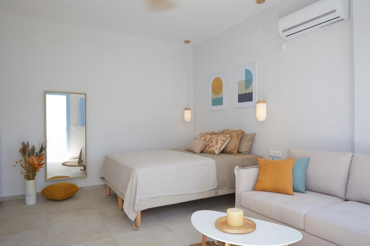 Spiliada Boutique Studios Batsi  Bagian luar foto